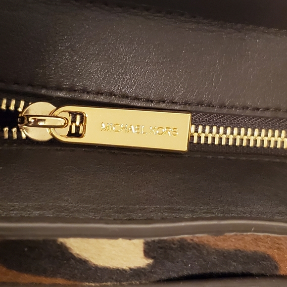 MK Camo Haircalf Hamilton Tote Bag - Picture 4 of 15